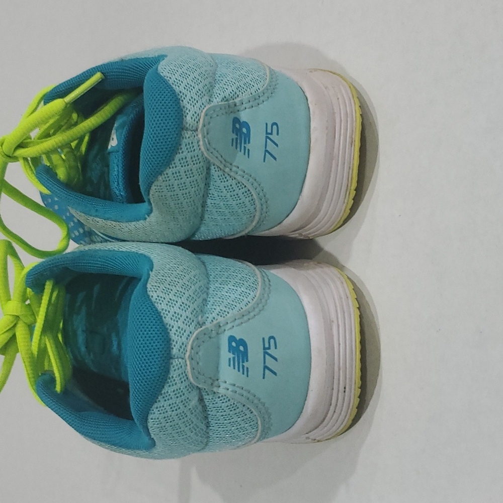 New Balance 775 Size 6 - Picture 3 of 6